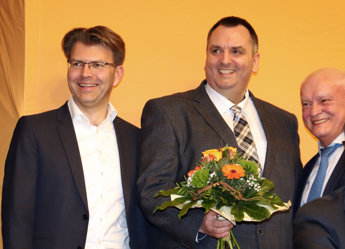 Daniel Caspary MdEP und Joachim Kler MdL gratulieren Ansgar Mayr zur Wahl (Foto: Laura Schmidt)
